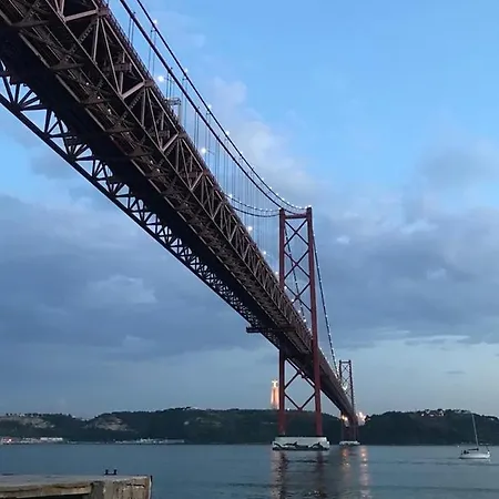 & - Сasa de vacaciones Trafaria