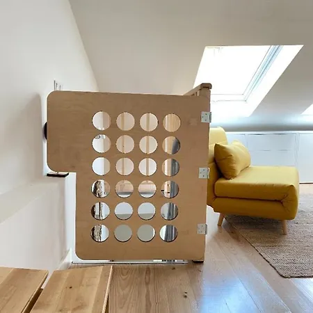 Hébergement de vacances & - *